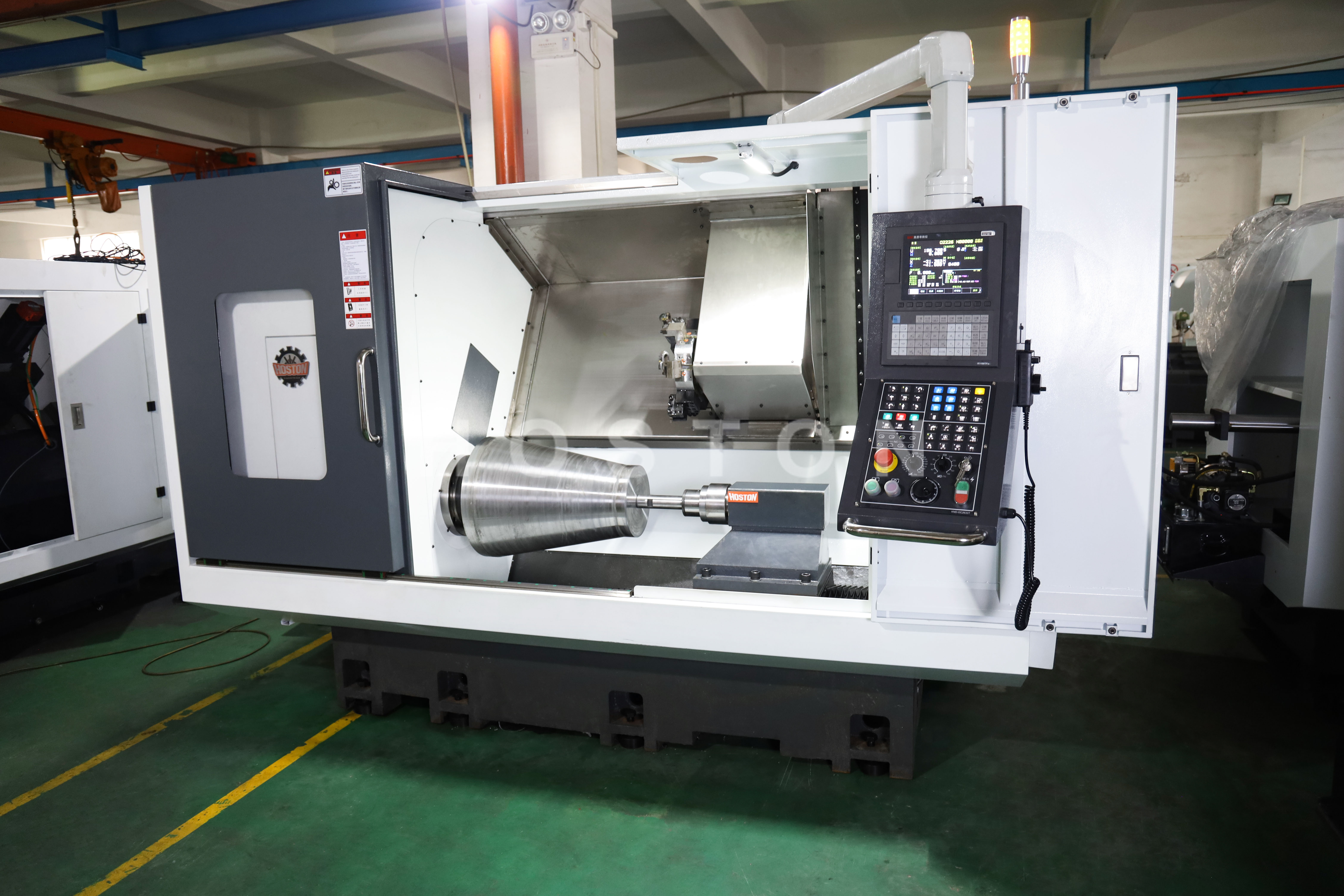 Heavy Duty Single Roller CNC Metal Spinning Machine