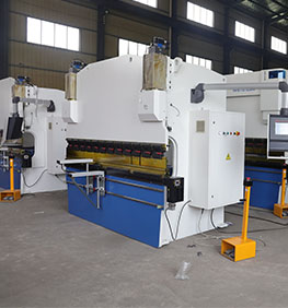 Multiple customized Hydraulic Press Brake/Nc Press Brake Machine HPB-70/2500 are completed