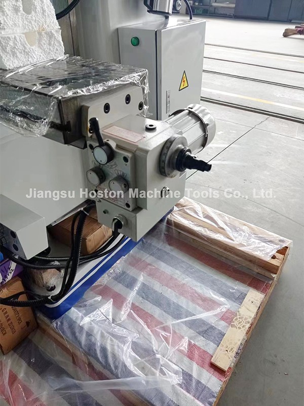 Hot Sale Universal Milling Machine X6235