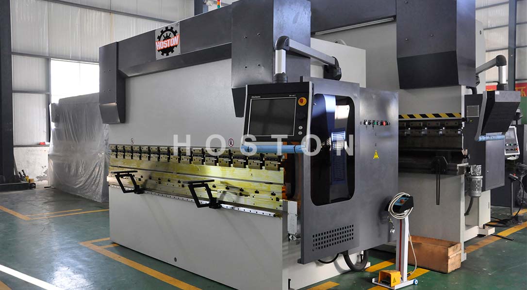 HPB-100T/3200 with DA66T CNC controller