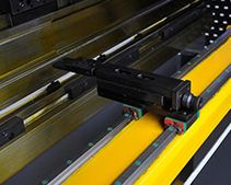 HPB-250T/3200 with DA58T CNC controller