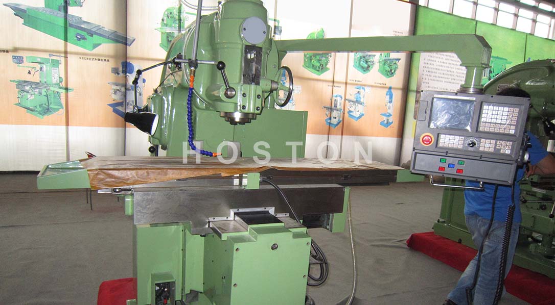 CNC Vertical Knee-Type Milling Machine