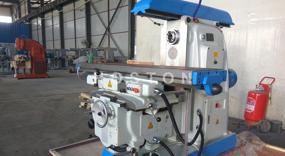 Universal Milling Machine