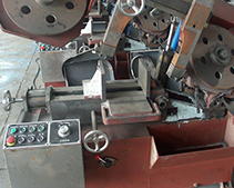 GB4030 Horizontal Band Sawing Machine