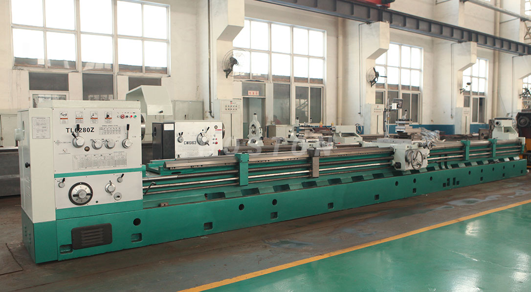 CWE series Heavy Duty Lathe Machine