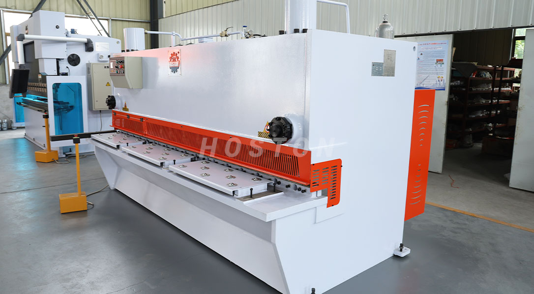 Hydraulic Guillotine Shearing Machine