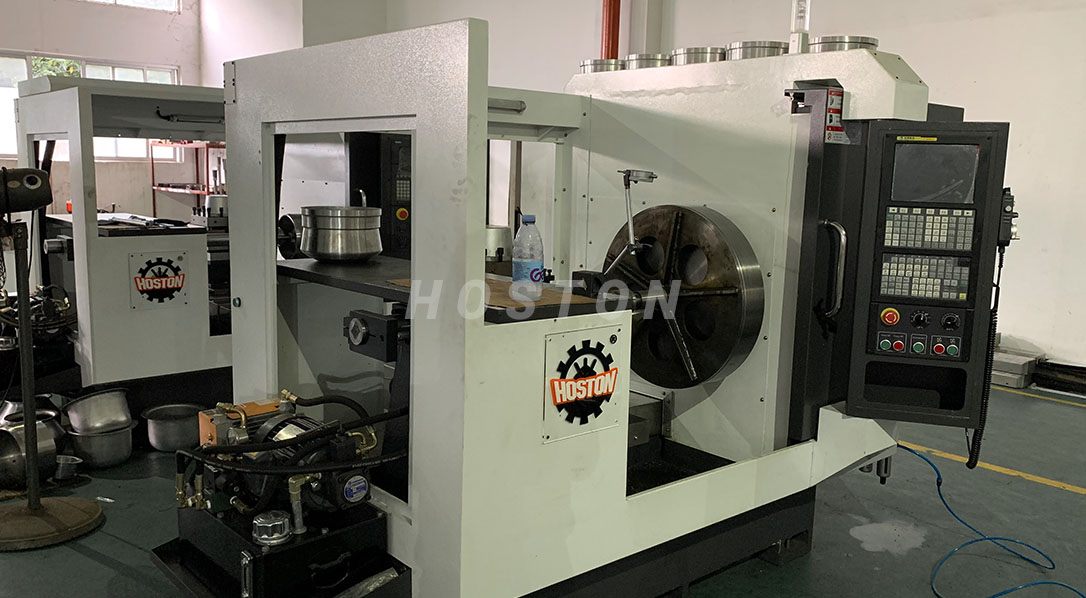 Light Duty Single Roller CNC Metal Spinning Machine